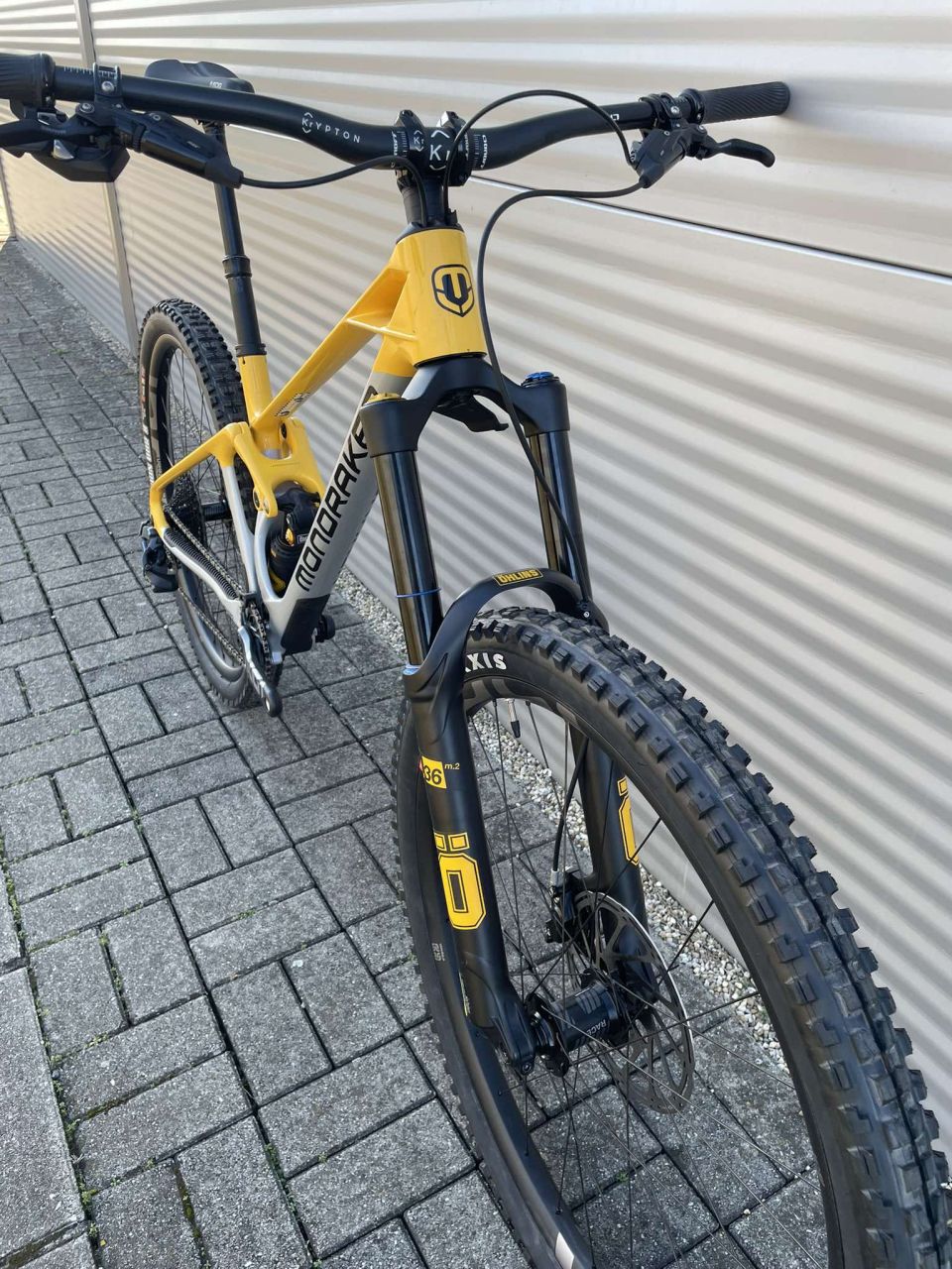 2023 MONDRAKER FOXY CARBON XR 29 ÖHLINS Enduro Kerékpár