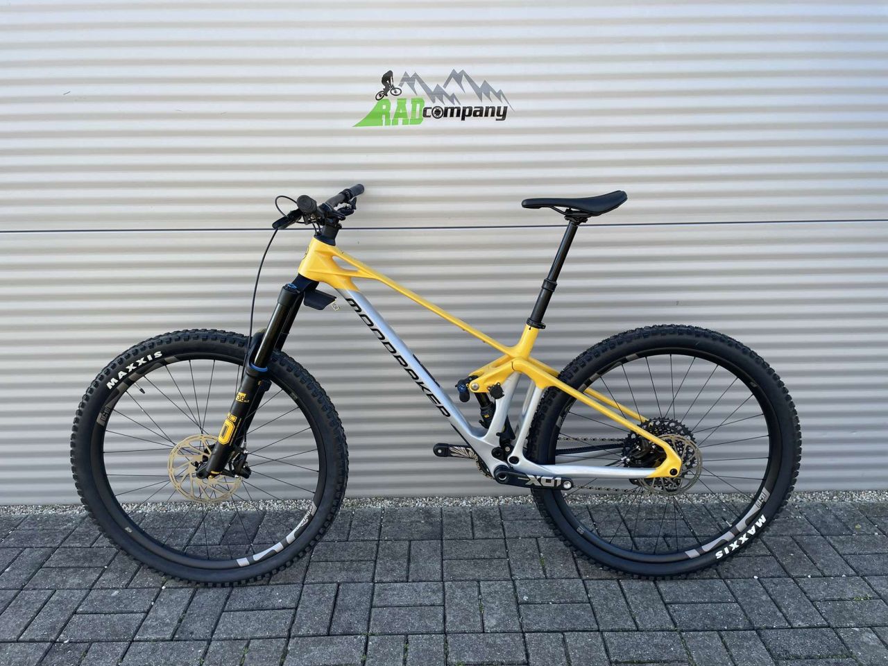 2023 MONDRAKER FOXY CARBON XR 29 ÖHLINS Enduro Kerékpár