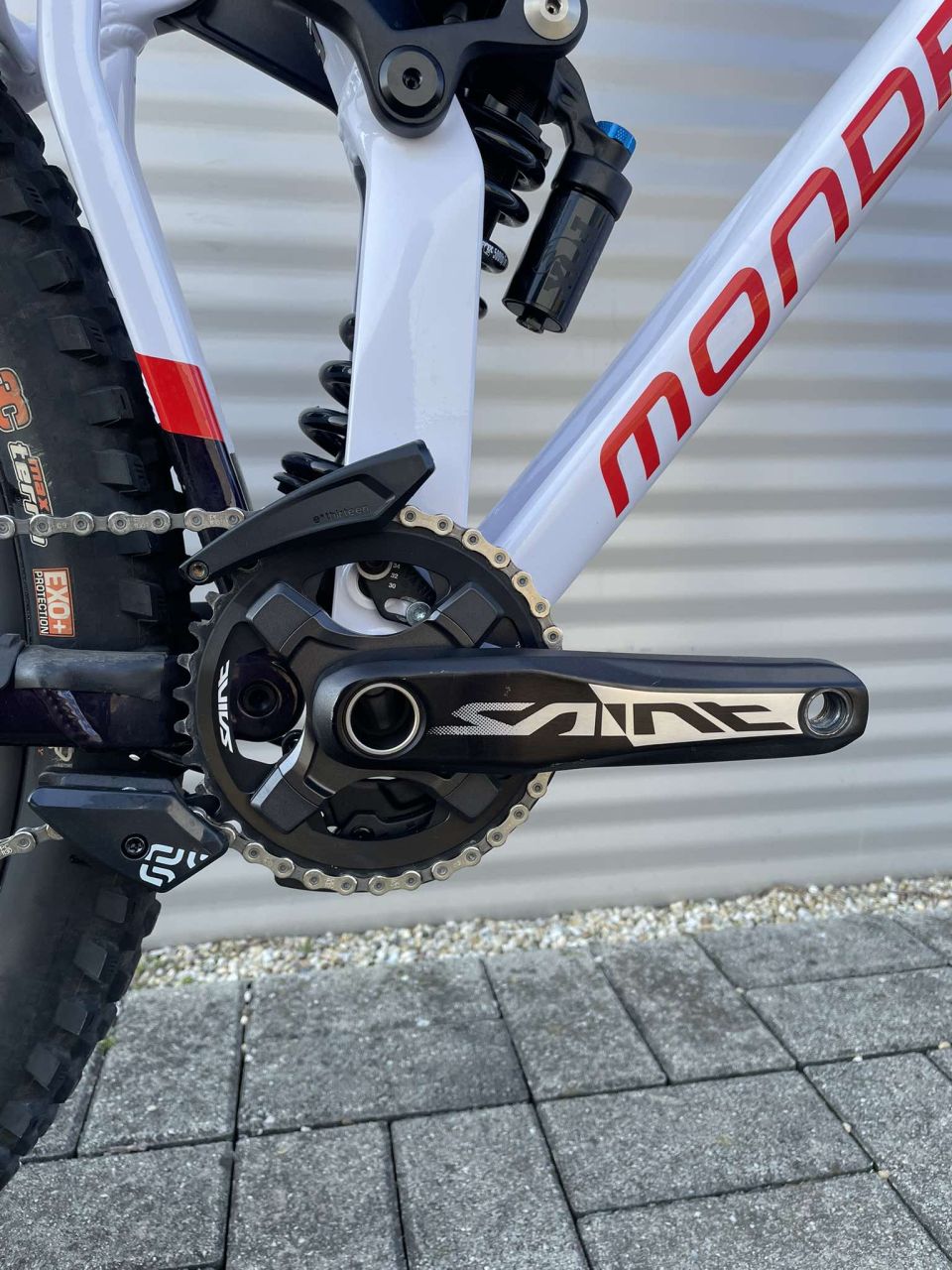 2022 Mondraker Summum 29 Downhill Kerékpár