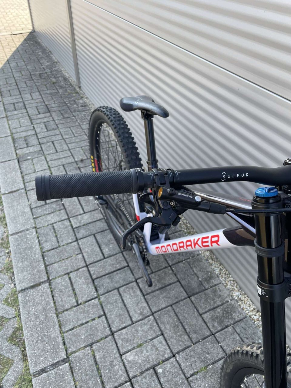 2022 Mondraker Summum 29 Downhill Kerékpár