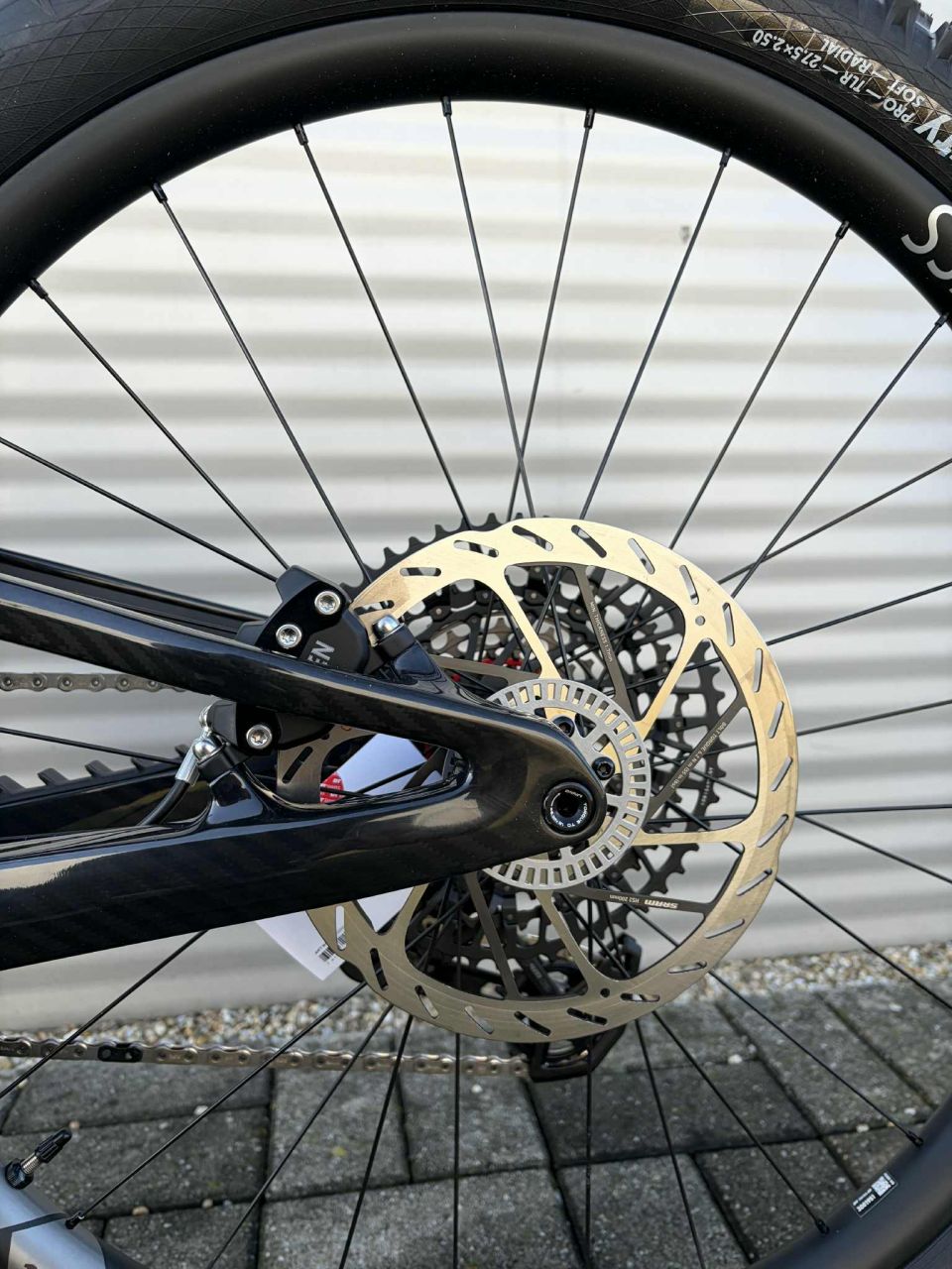 2025 UNNO MITH Pro E-bike