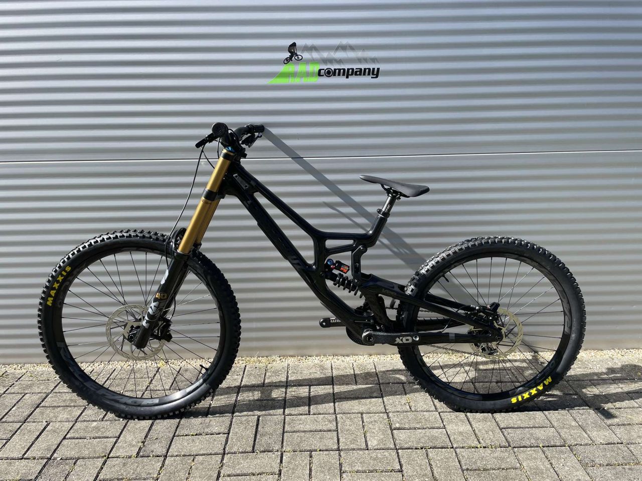 2025 Santa Cruz V10 X01 Carbon CC Downhill Kerékpár 2025 Santa Cruz V10 X01 Carbon CC Downhill Kerékpár