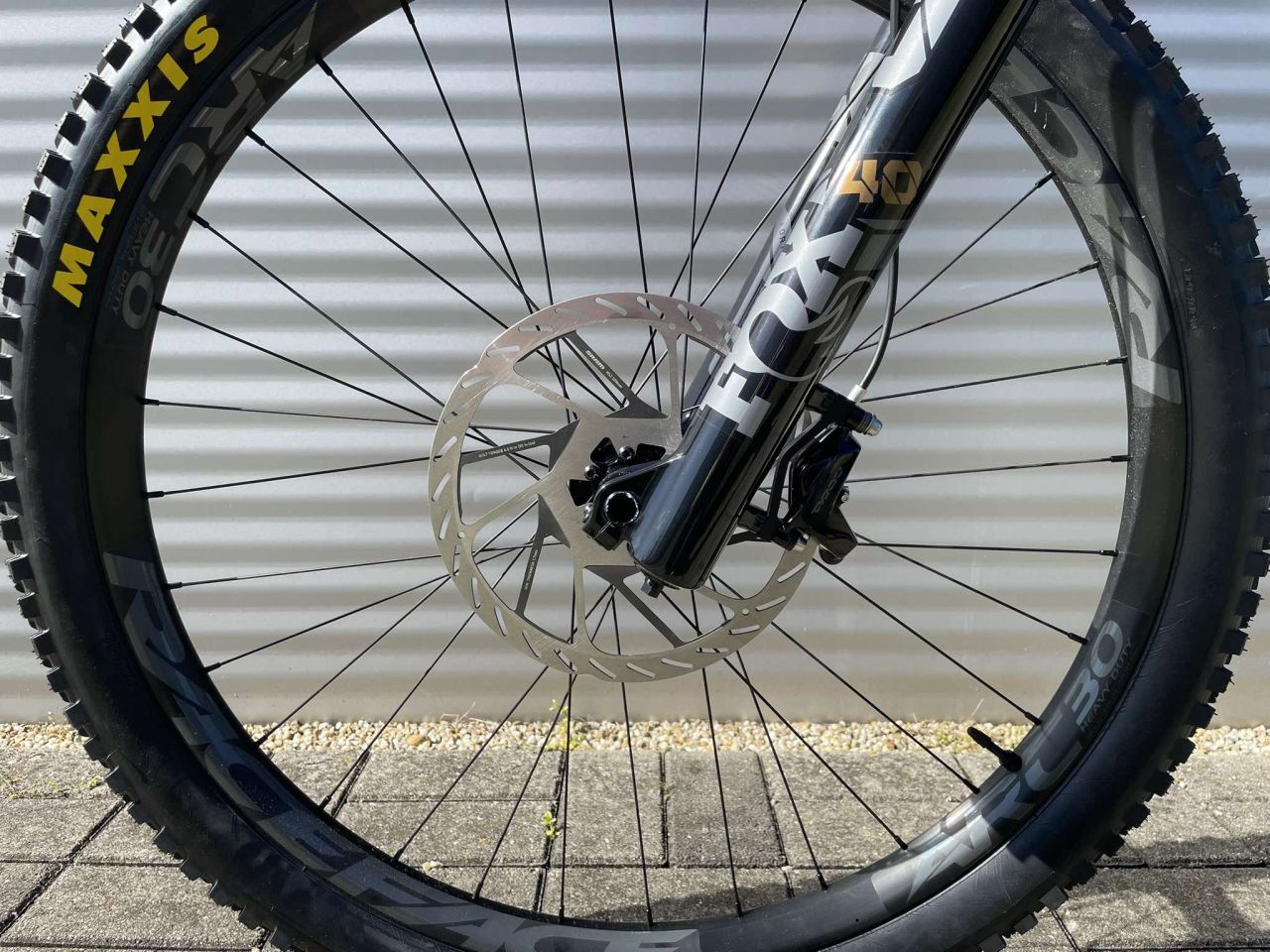 2025 Santa Cruz V10 X01 Carbon CC Downhill Kerékpár 2025 Santa Cruz V10 X01 Carbon CC Downhill Kerékpár