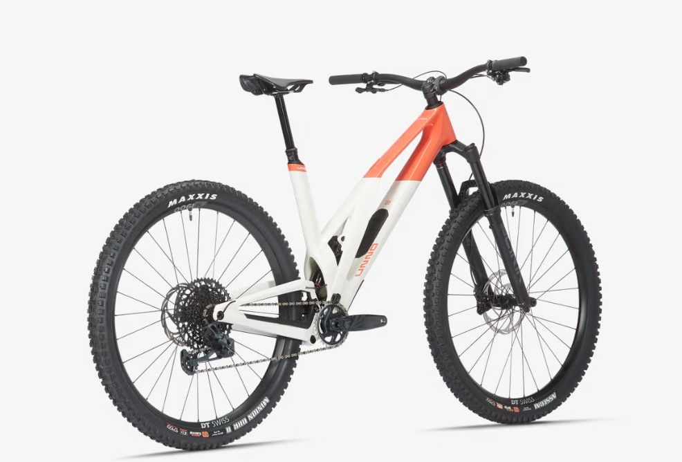 UNNO Dash Elite Enduro kerékpár UNNO Dash Elite Enduro kerékpár