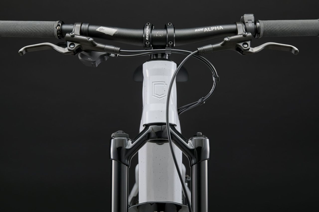 COMMENCAL META HT 24 POWER GLITTERY WHITE Ebike COMMENCAL META HT 24 POWER GLITTERY WHITE Ebike