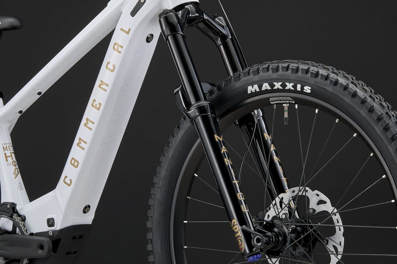 COMMENCAL META HT 24 POWER GLITTERY WHITE Ebike COMMENCAL META HT 24 POWER GLITTERY WHITE Ebike