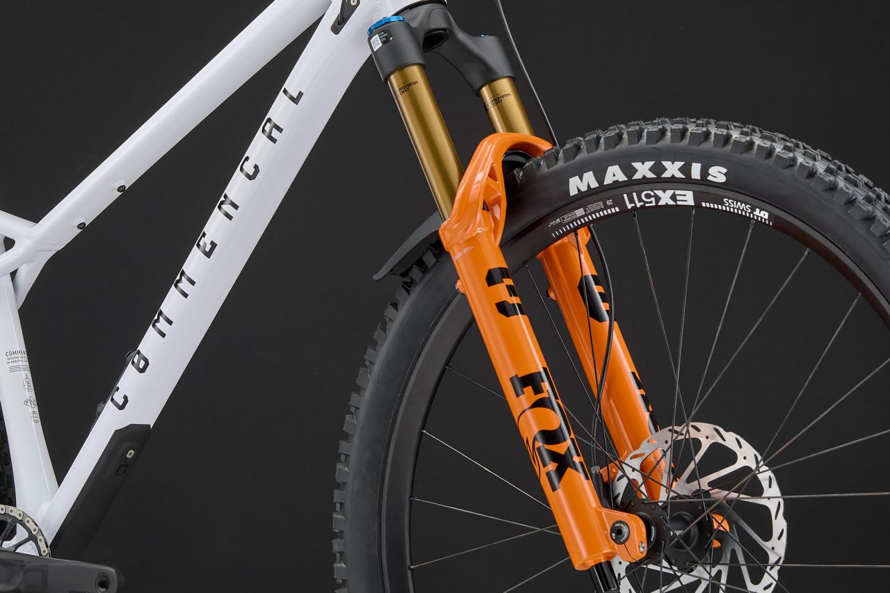 2026 COMMENCAL META HT V3 SIGNATURE PURE WHITE Kerékpár 2026 COMMENCAL META HT V3 SIGNATURE PURE WHITE Kerékpár