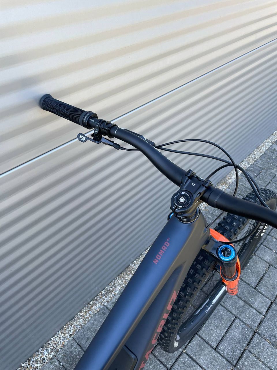 2024 Santa Cruz NOMAD Carbon CC Enduro Kerékpár 2024 Santa Cruz NOMAD Carbon CC Enduro Kerékpár