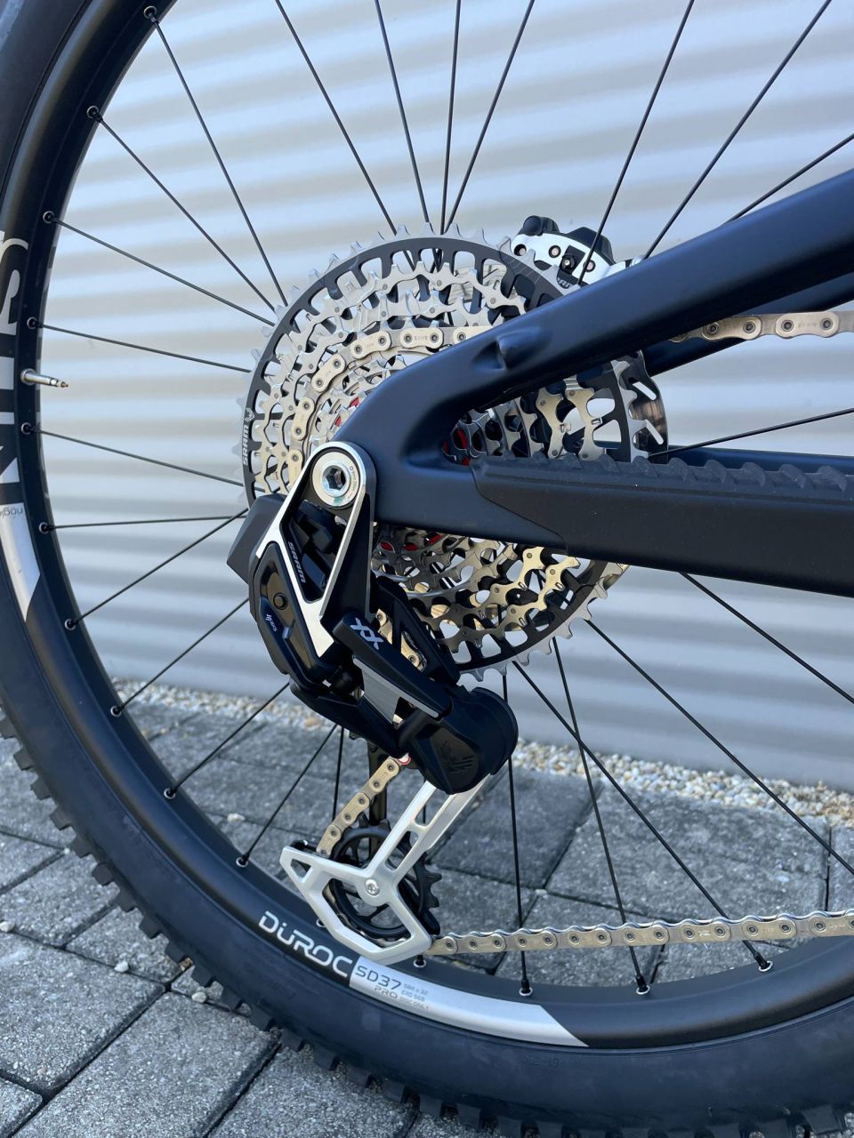 2024 Santa Cruz NOMAD Carbon CC Enduro Kerékpár 2024 Santa Cruz NOMAD Carbon CC Enduro Kerékpár