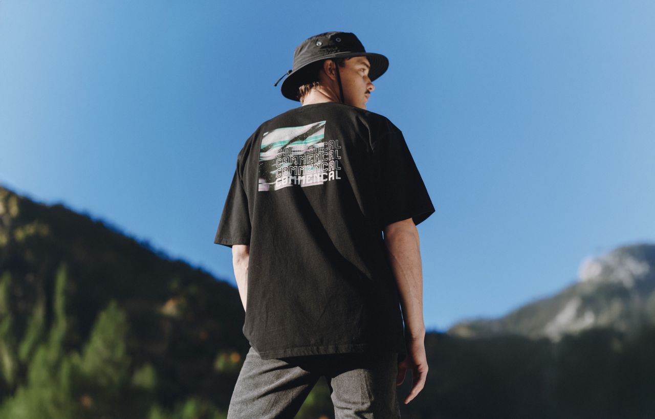 COMMENCAL SURREALISTIC LOOSE FIT Póló COMMENCAL SURREALISTIC LOOSE FIT Póló