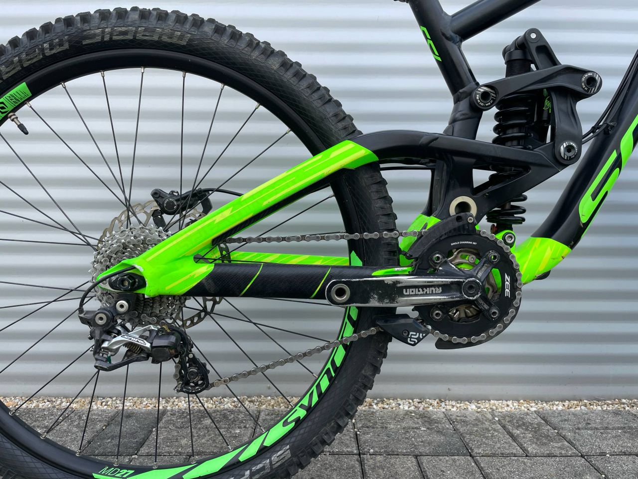 2017 Scott Gambler 730 Downhill Kerékpár