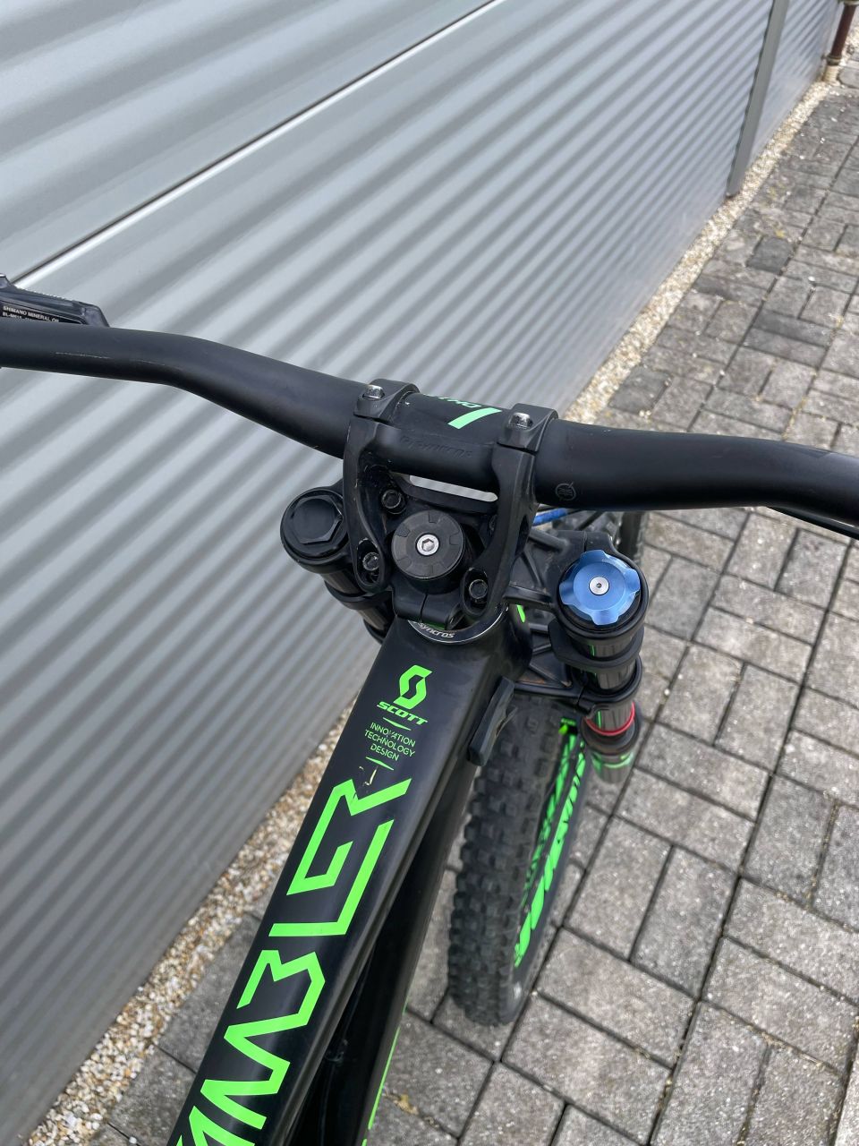 2017 Scott Gambler 730 Downhill Kerékpár