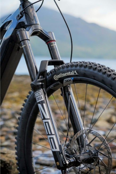 GHOS TE-Riot CF LTD Ebike GHOS TE-Riot CF LTD Ebike