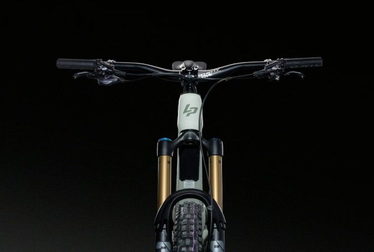 LAPIERRE Spicy CF 8.9 Olive Green Enduro Kerékpár LAPIERRE Spicy CF 8.9 Olive Green Enduro Kerékpár