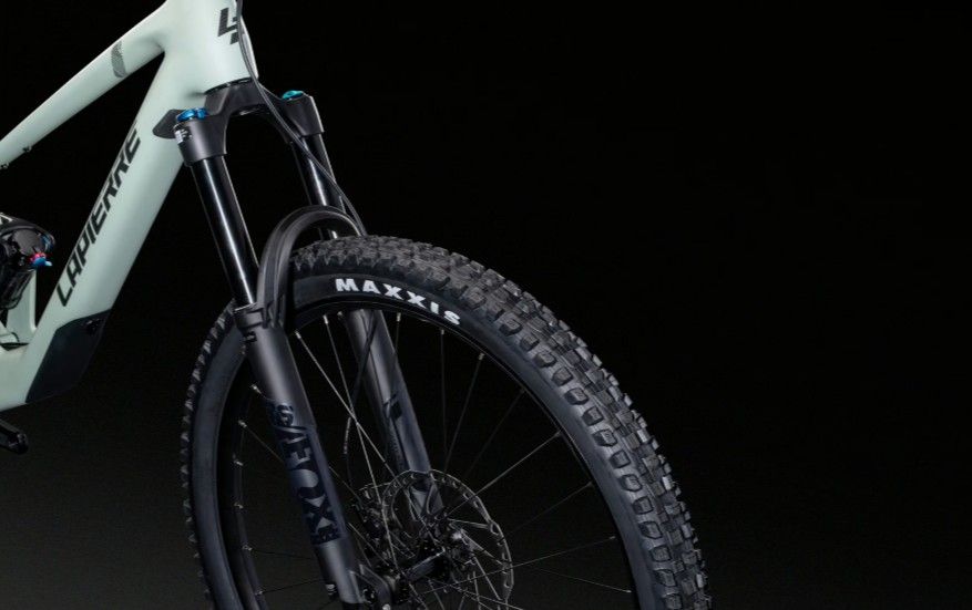 LAPIERRE Zesty CF 6.9 Celadon Green Enduro Kerékpár LAPIERRE Zesty CF 6.9 Celadon Green Enduro Kerékpár