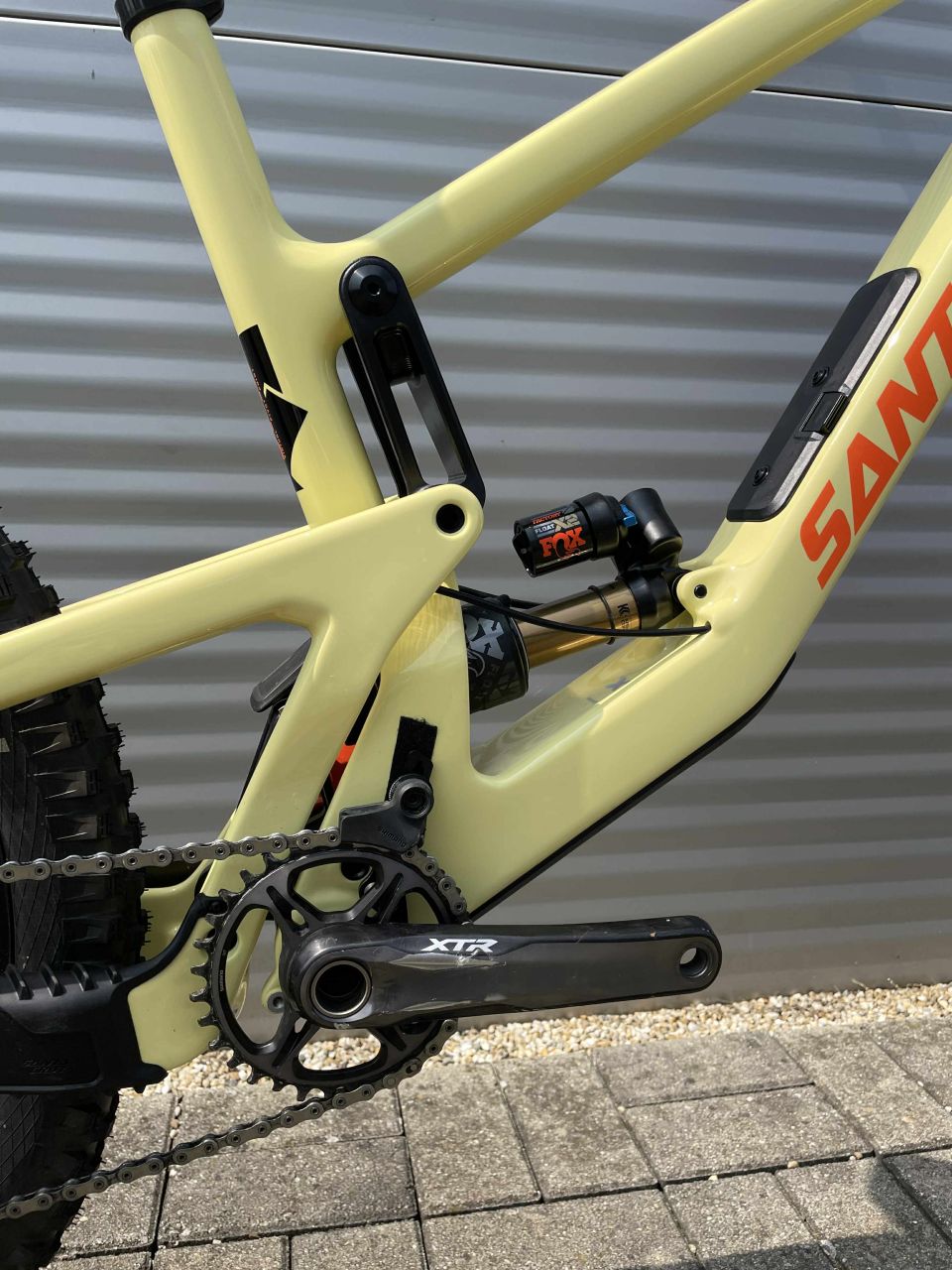 2024 Santa Cruz Nomad Carbon CC Enduro Kerékpár 2024 Santa Cruz Nomad Carbon CC Enduro Kerékpár