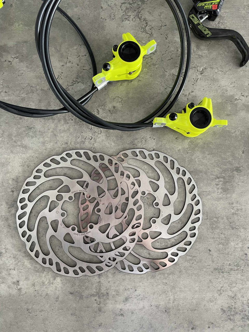 MAGURA MT8 RACELINE HIDRAULIKUS TÁRCSAFÉKSZETT