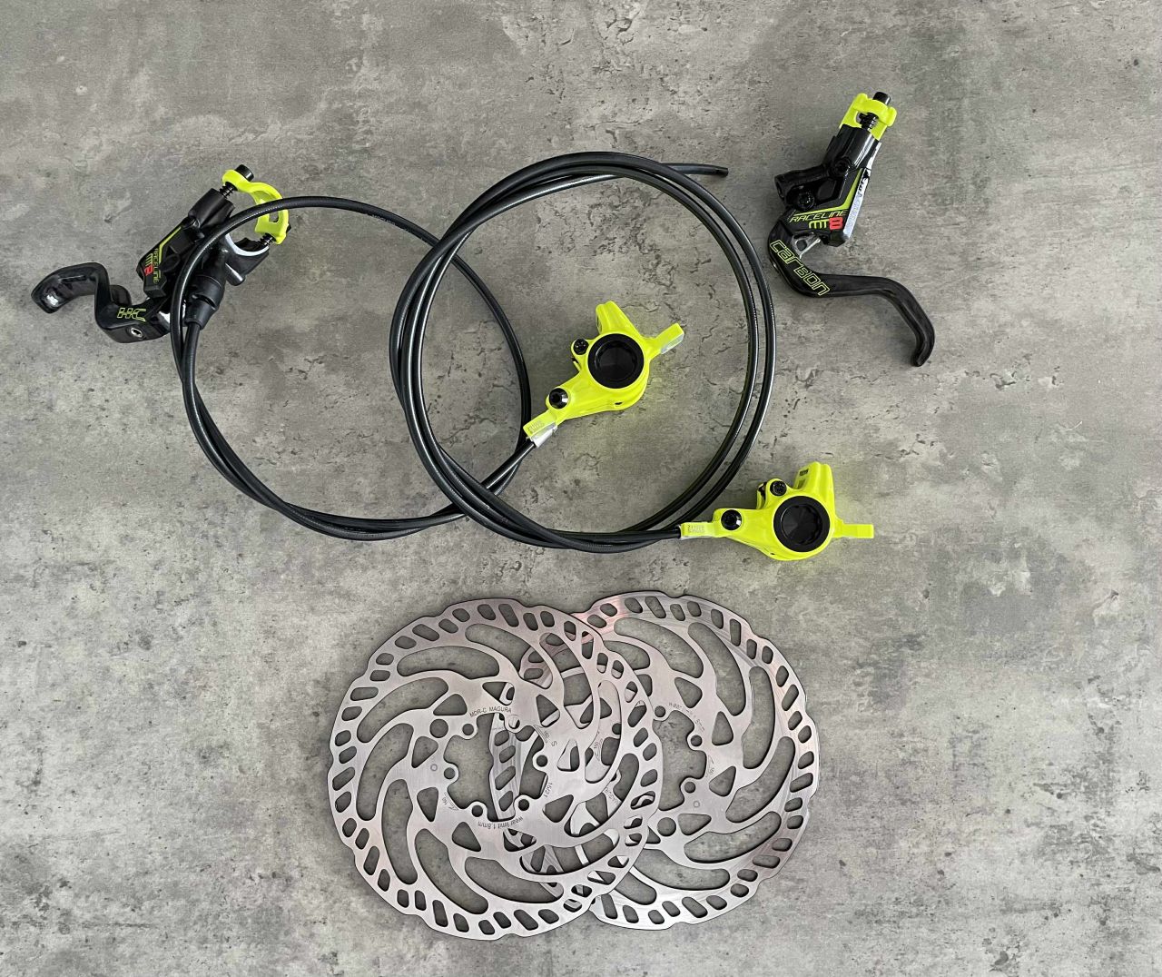 MAGURA MT8 RACELINE HIDRAULIKUS TÁRCSAFÉKSZETT