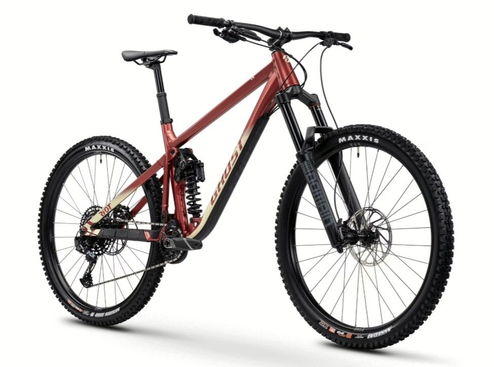 GHOST Riot EN Metallic Enduro Kerékpár GHOST Riot EN Metallic Enduro Kerékpár