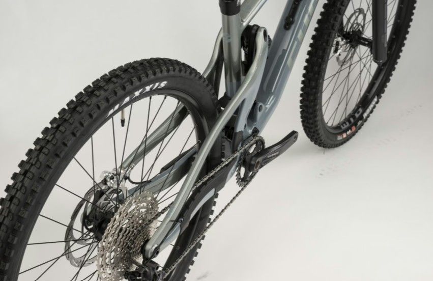 GHOST Riot AM CF 160/140 Pro Enduro Kerékpár GHOST Riot AM CF 160/140 Pro Enduro Kerékpár