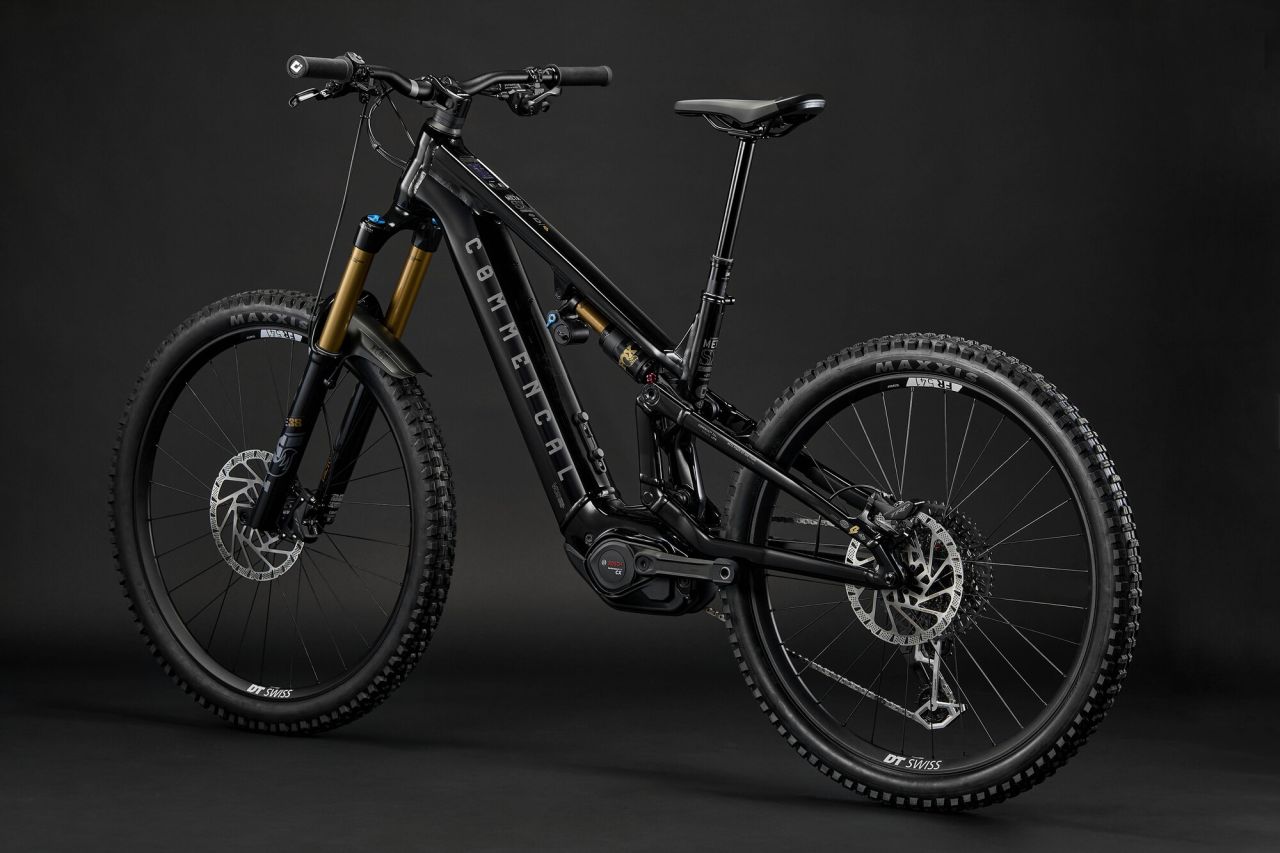 2026 COMMENCAL META POWER SX 800 SIGNATURE PURE BLACK Ebike 2026 COMMENCAL META POWER SX 800 SIGNATURE PURE BLACK Ebike