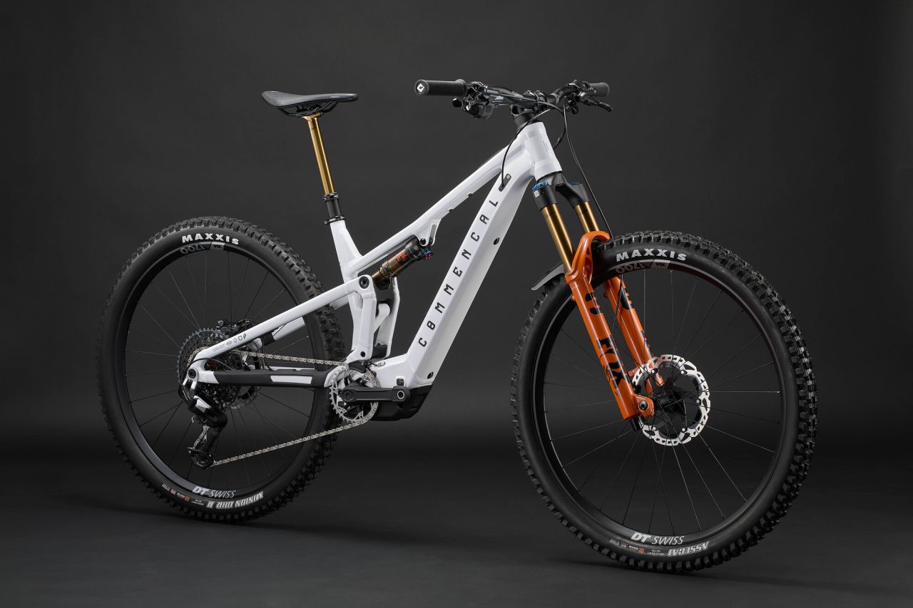 2026 COMMENCAL T.E.M.P.O. POWER SIGNATURE EAGLE 90 Enduro Kerékpár 2026 COMMENCAL T.E.M.P.O. POWER SIGNATURE EAGLE 90 Enduro Kerékpár