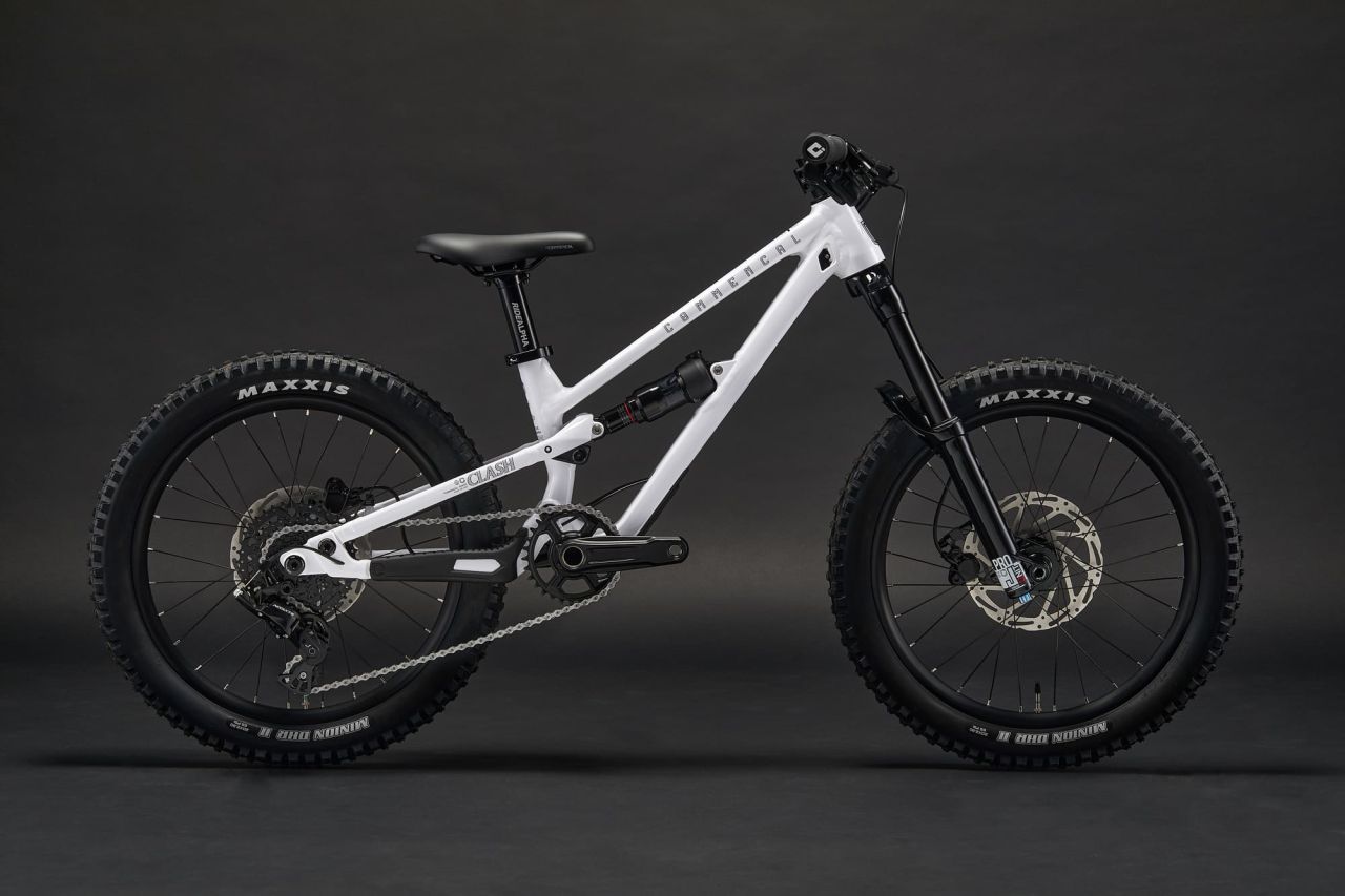 2026 COMMENCAL CLASH 20 PURE WHITE Gyerek Kerékpár 2026 COMMENCAL CLASH 20 PURE WHITE Gyerek Kerékpár