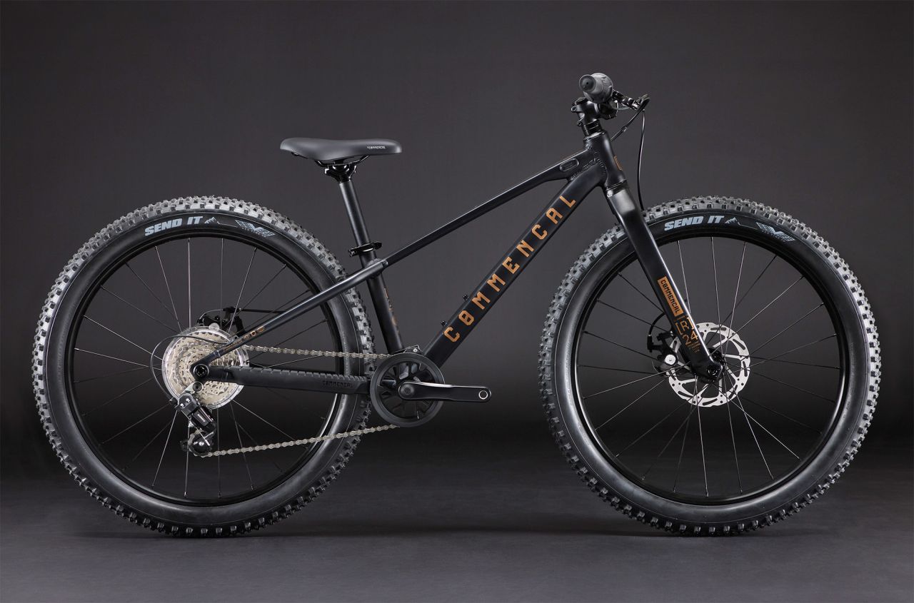 2026 COMMENCAL RAMONES 24 BLACK Gyerek Kerékpár 2026 COMMENCAL RAMONES 24 BLACK Gyerek Kerékpár