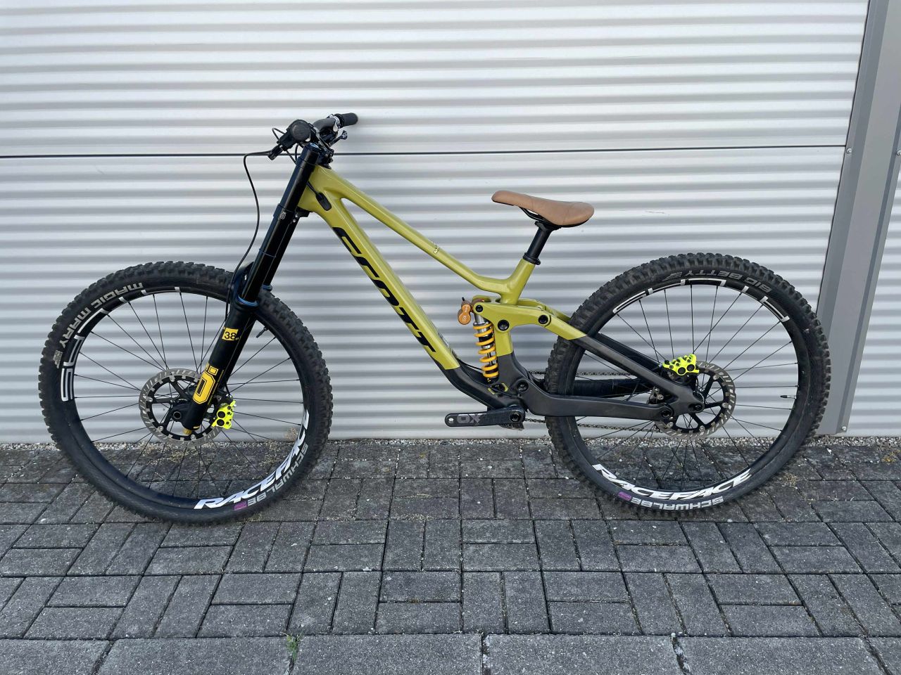 2023 Scott Gambler 900 Downhill Kerékpár 2023 Scott Gambler 900 Downhill Kerékpár
