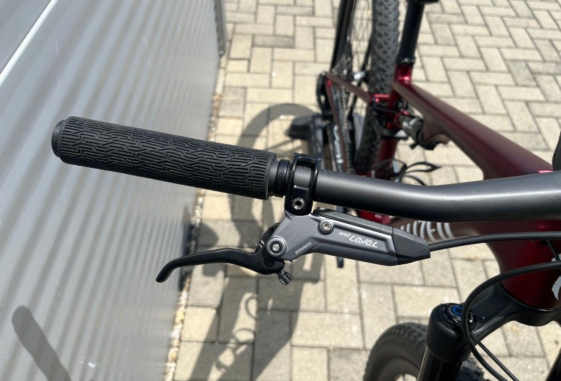 2024 Specialized Epic 8 Expert XC Kerékpár