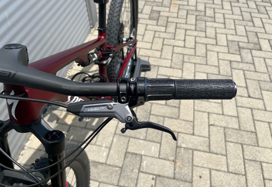2024 Specialized Epic 8 Expert XC Kerékpár