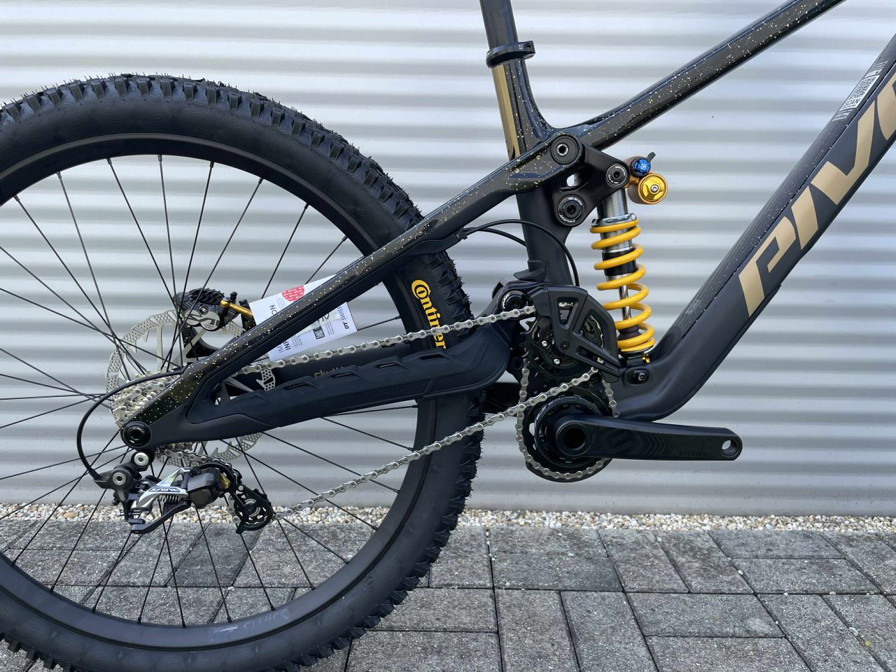 2025 Pivot Phoenix Pro Downhill Kerékpár