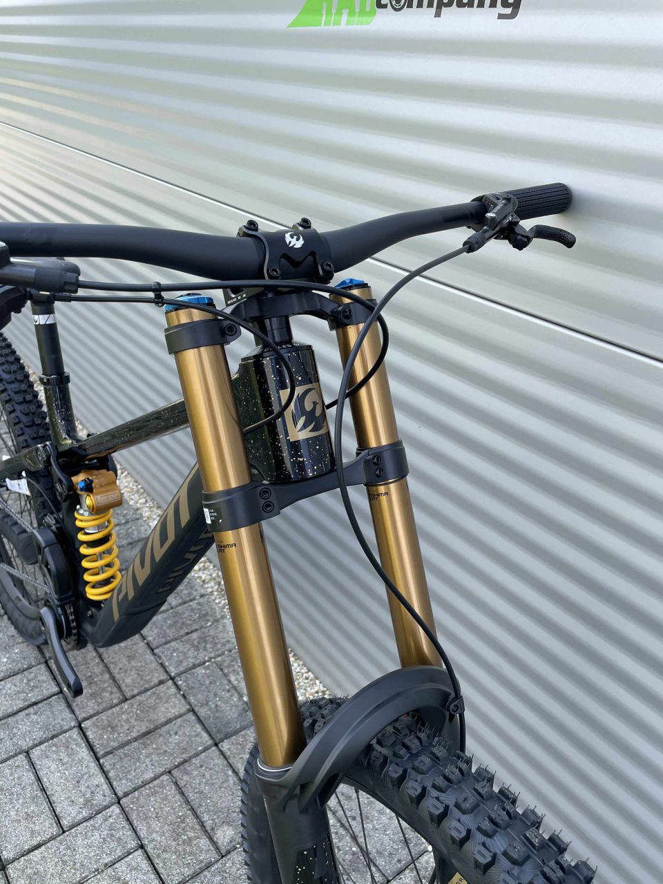 2025 Pivot Phoenix Pro Downhill Kerékpár