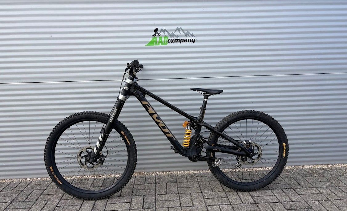 2025 Pivot Phoenix Pro Downhill Kerékpár 2025 Pivot Phoenix Pro Downhill Kerékpár