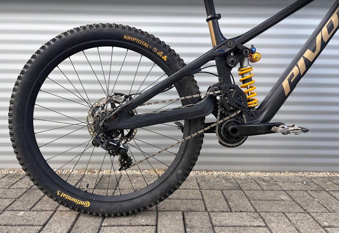 2025 Pivot Phoenix Pro Downhill Kerékpár 2025 Pivot Phoenix Pro Downhill Kerékpár