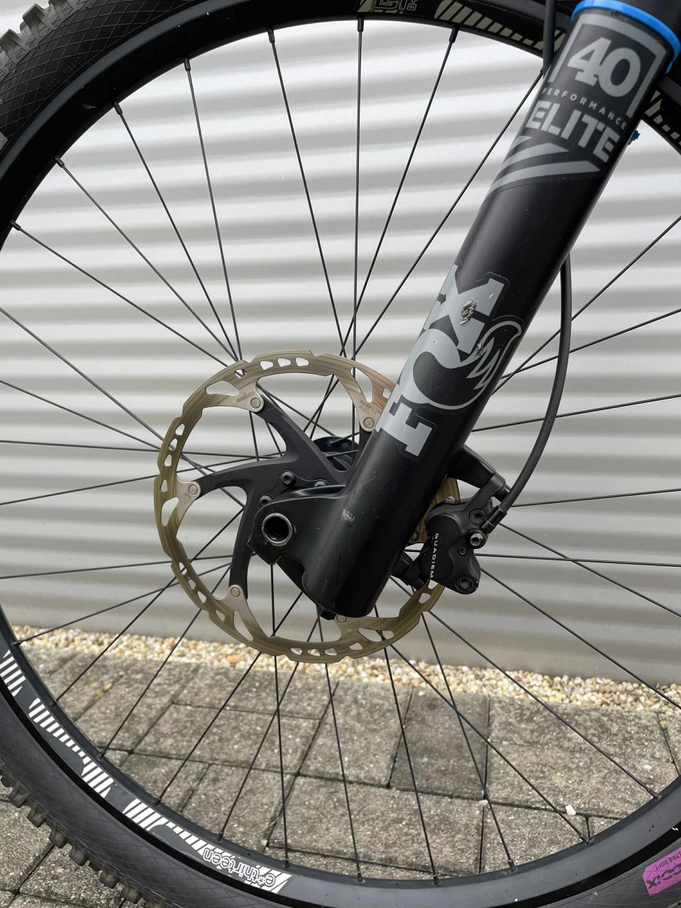 2022 YT Tues Downhill Kerékpár 2022 YT Tues Downhill Kerékpár