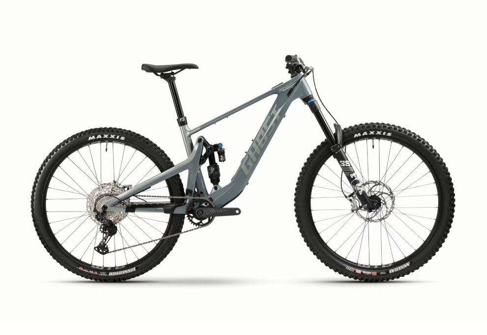 2025 GHOST Path Riot CF Advanced E-bike