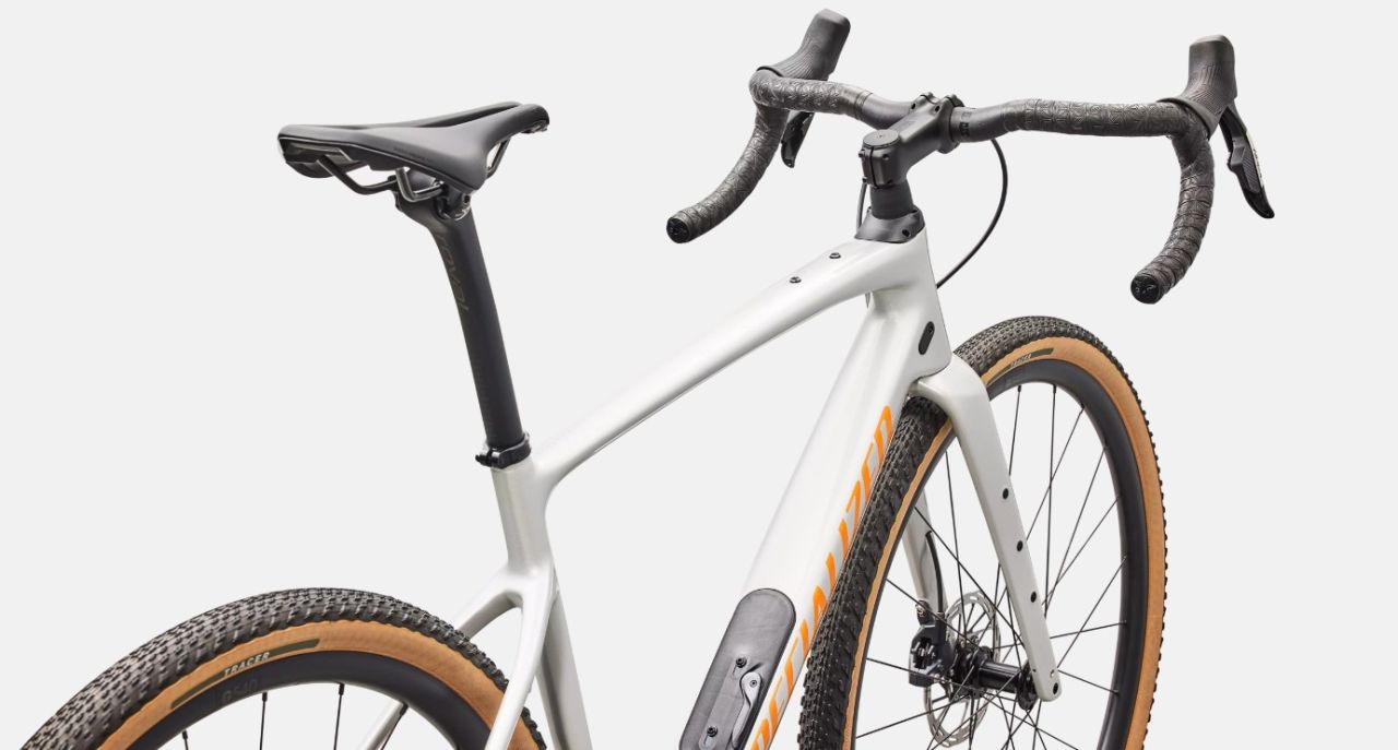 2026 Specialized Diverge 4 Comp Carbon SRAM Apex AXS/S1000 Gravel Kerékpár
