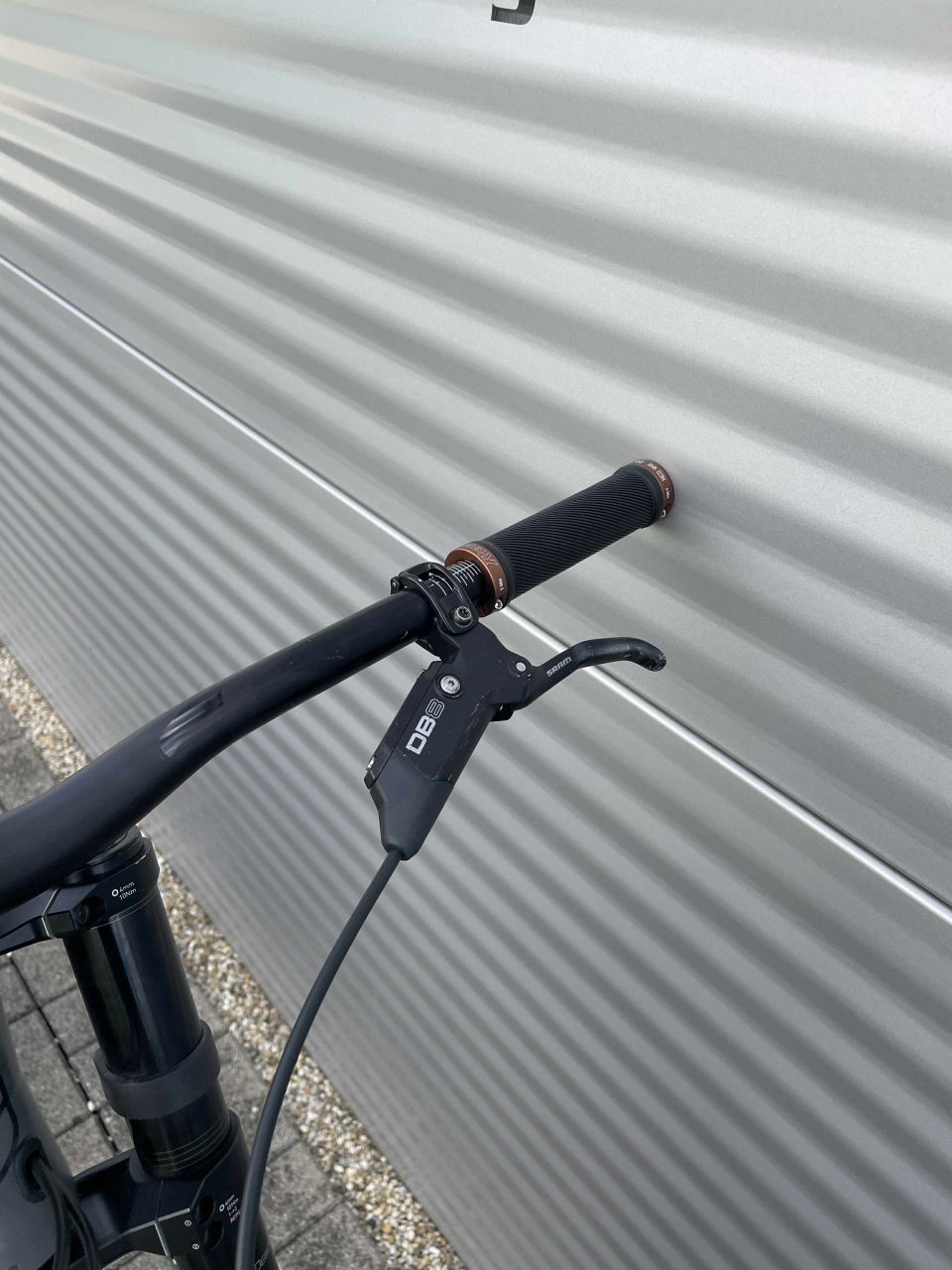 2024 Mondraker Summum Downhill Kerékpár