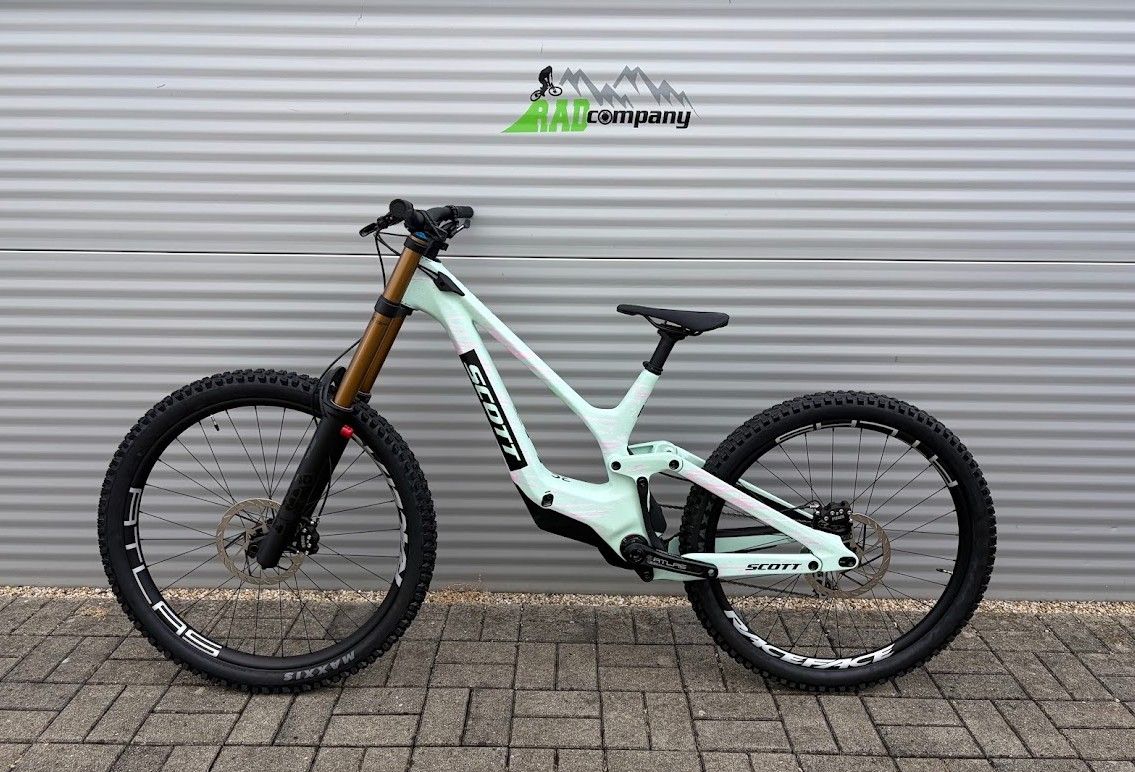 2026 SCOTT Gambler RC Downhill Kerékpár
