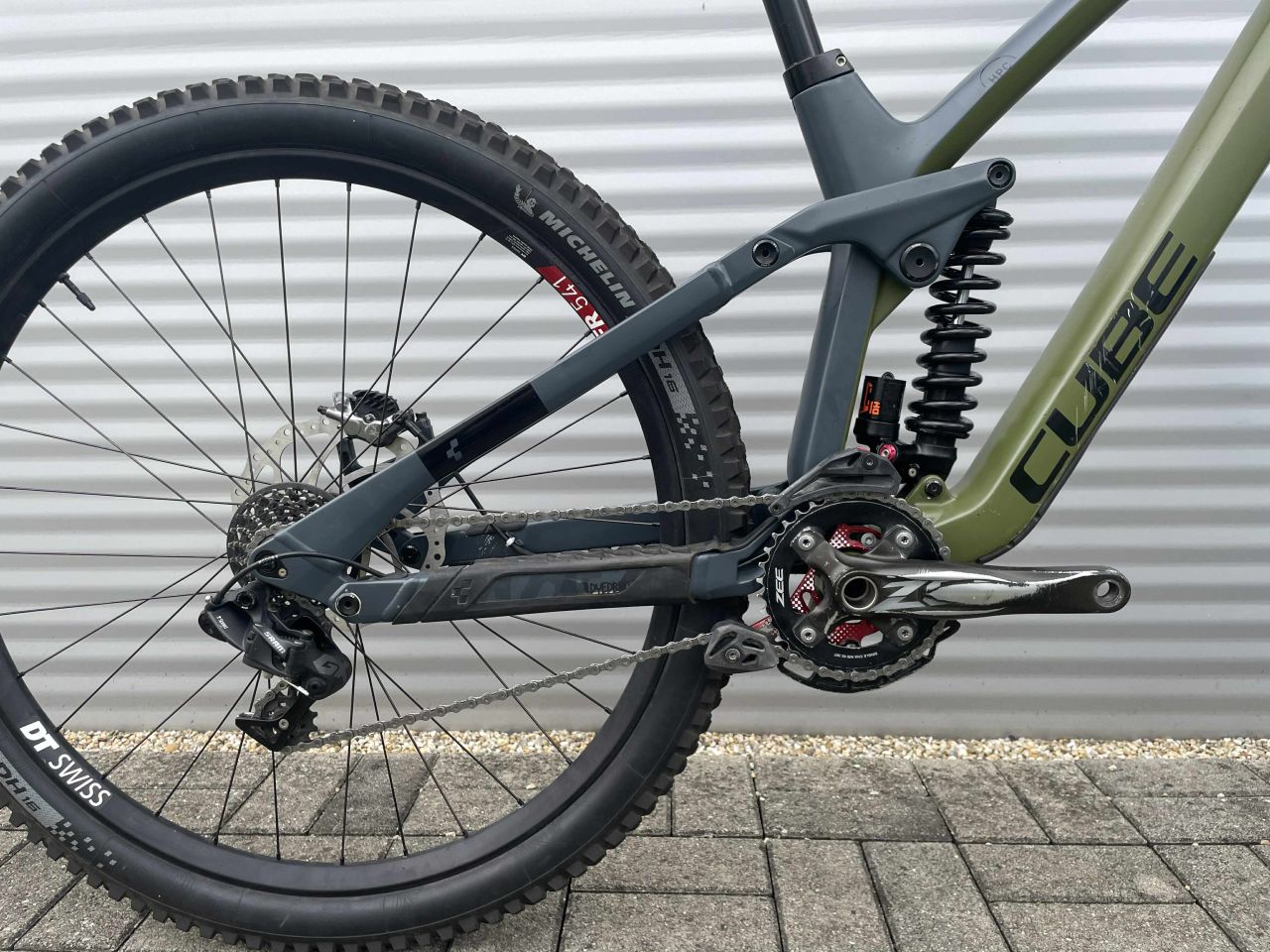 Cube Two15 HPC 29" Downhill Kerékpár