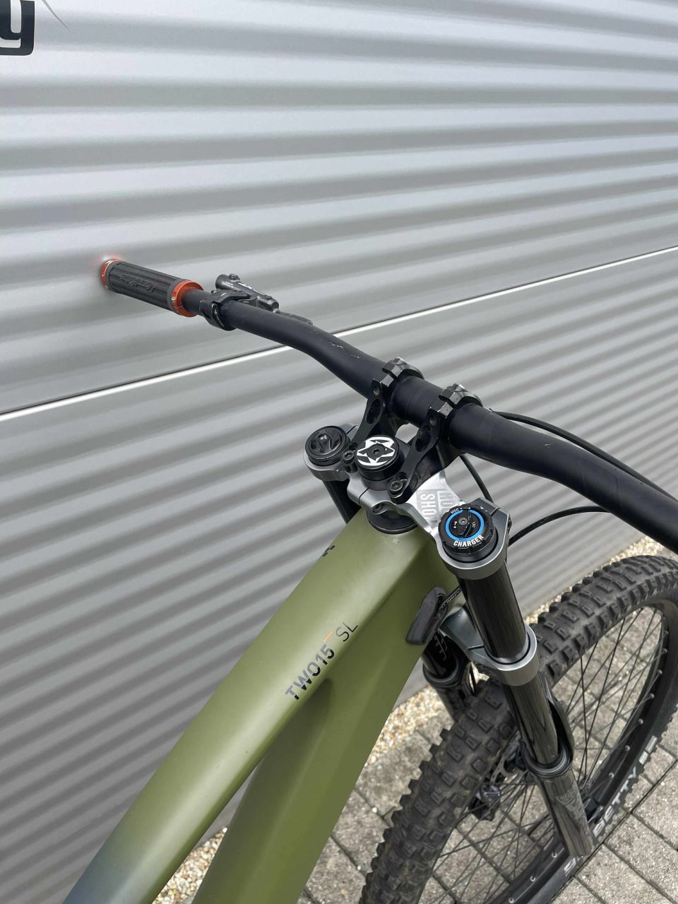 Cube Two15 HPC 29" Downhill Kerékpár