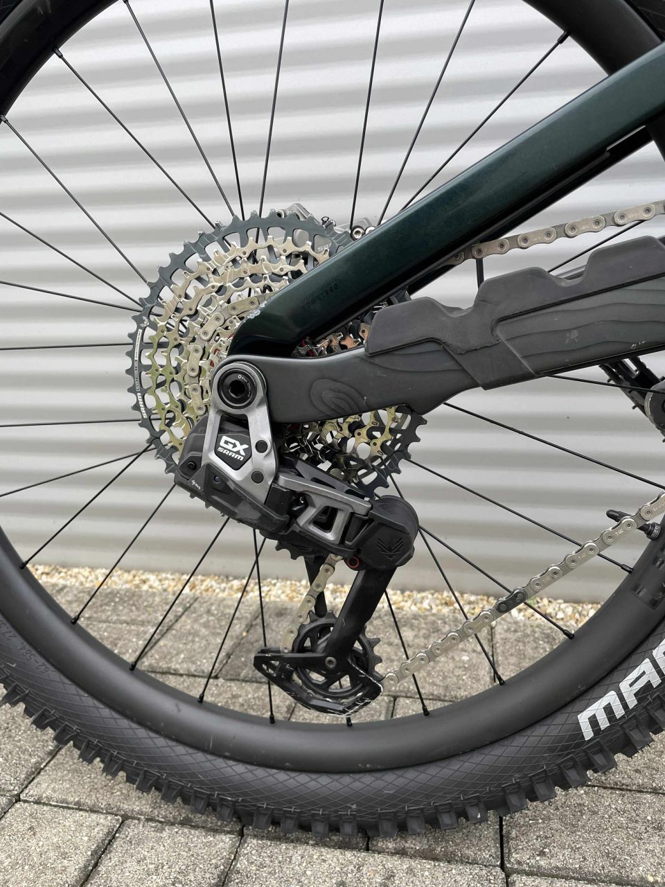 2024 TREK Slash 9.8 Gen 6 Enduro Kerékpár