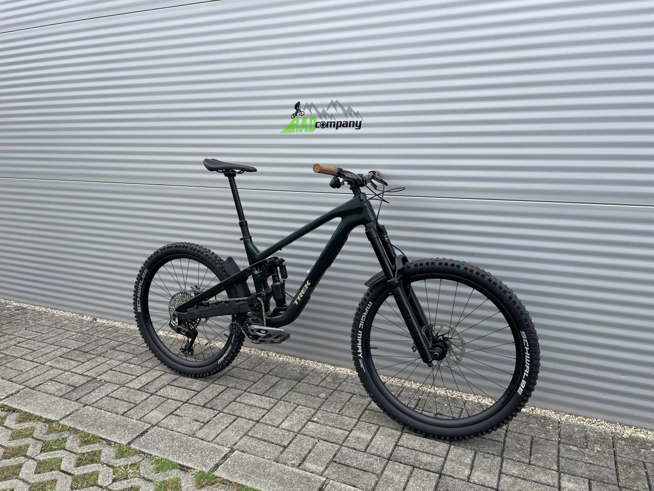 2024 TREK Slash 9.8 Gen 6 Enduro Kerékpár