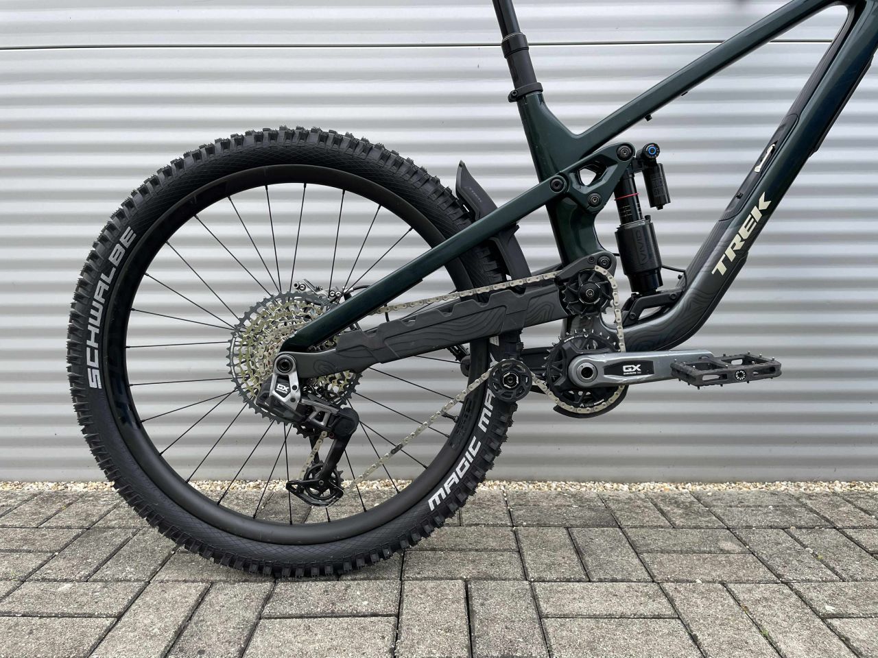 2024 TREK Slash 9.8 Gen 6 Enduro Kerékpár