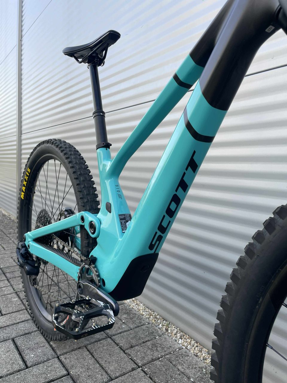 2023 SCOTT Genius ST 910 Enduro Kerékpár 2023 SCOTT Genius ST 910 Enduro Kerékpár