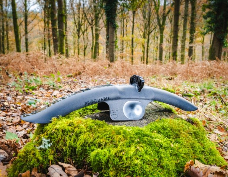 RRP fender ProGuard Standard v2 Sárvédő