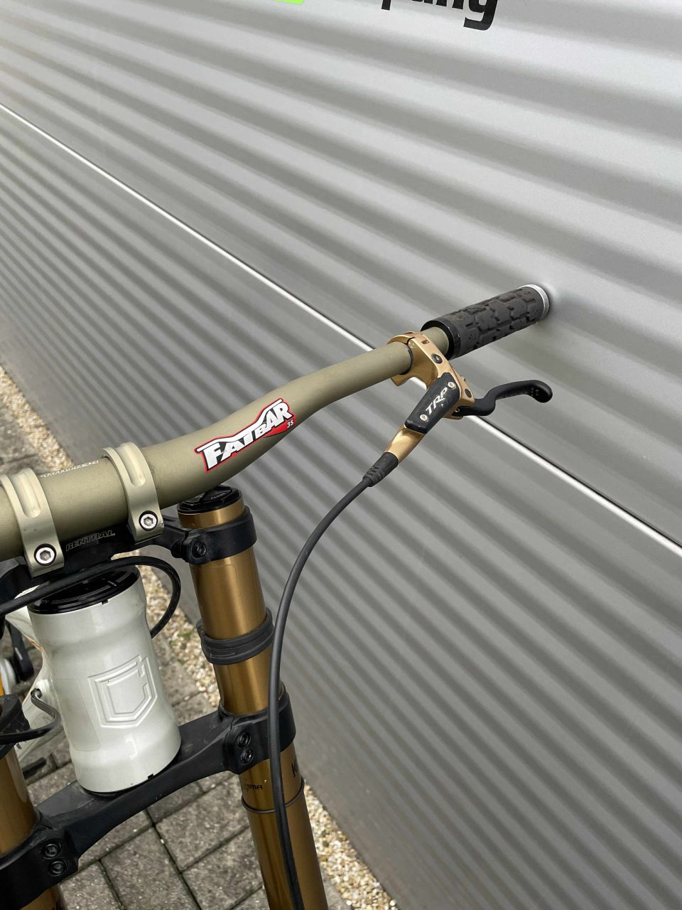 2024 Commencal Supreme DH V5 Downhill Kerékpár 2024 Commencal Supreme DH V5 Downhill Kerékpár