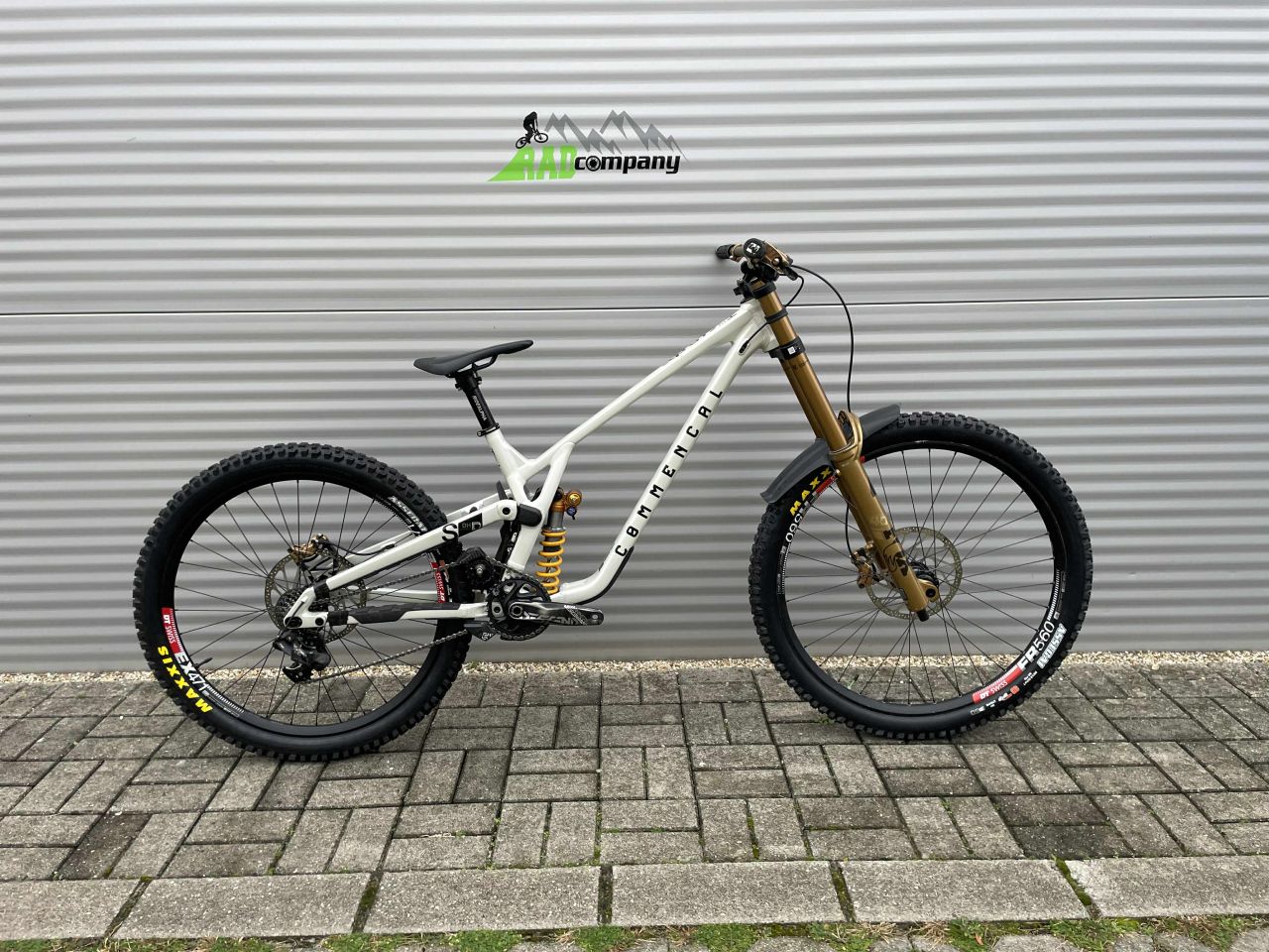2024 Commencal Supreme DH V5 Downhill Kerékpár 2024 Commencal Supreme DH V5 Downhill Kerékpár