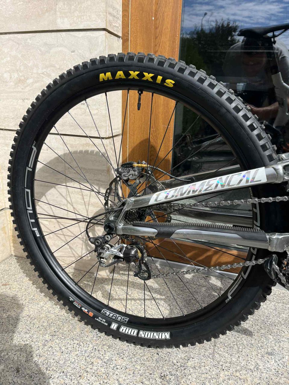 2021 Commencal Supreme V4 Downhill Kerékpár